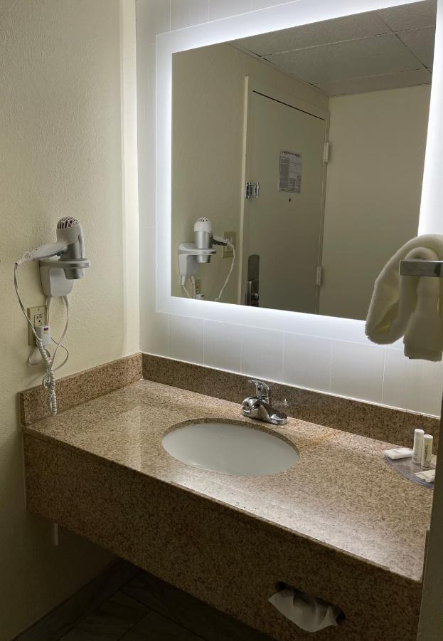 Baymont By Wyndham Scranton Dunmore מראה חיצוני תמונה